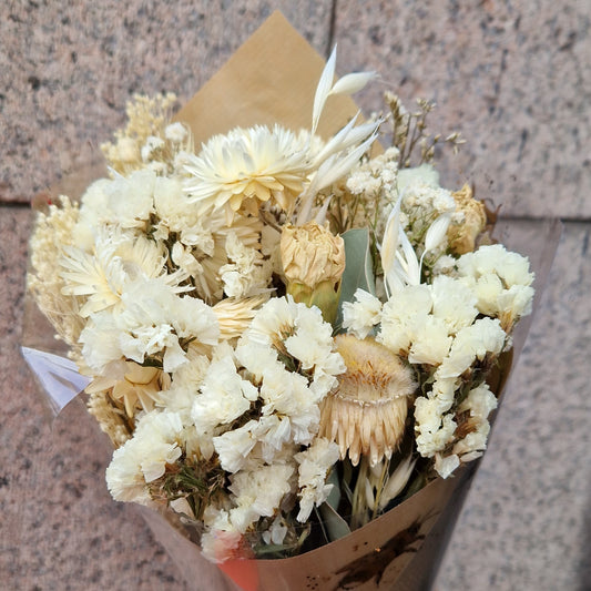 Dreamy White Dried Flowers